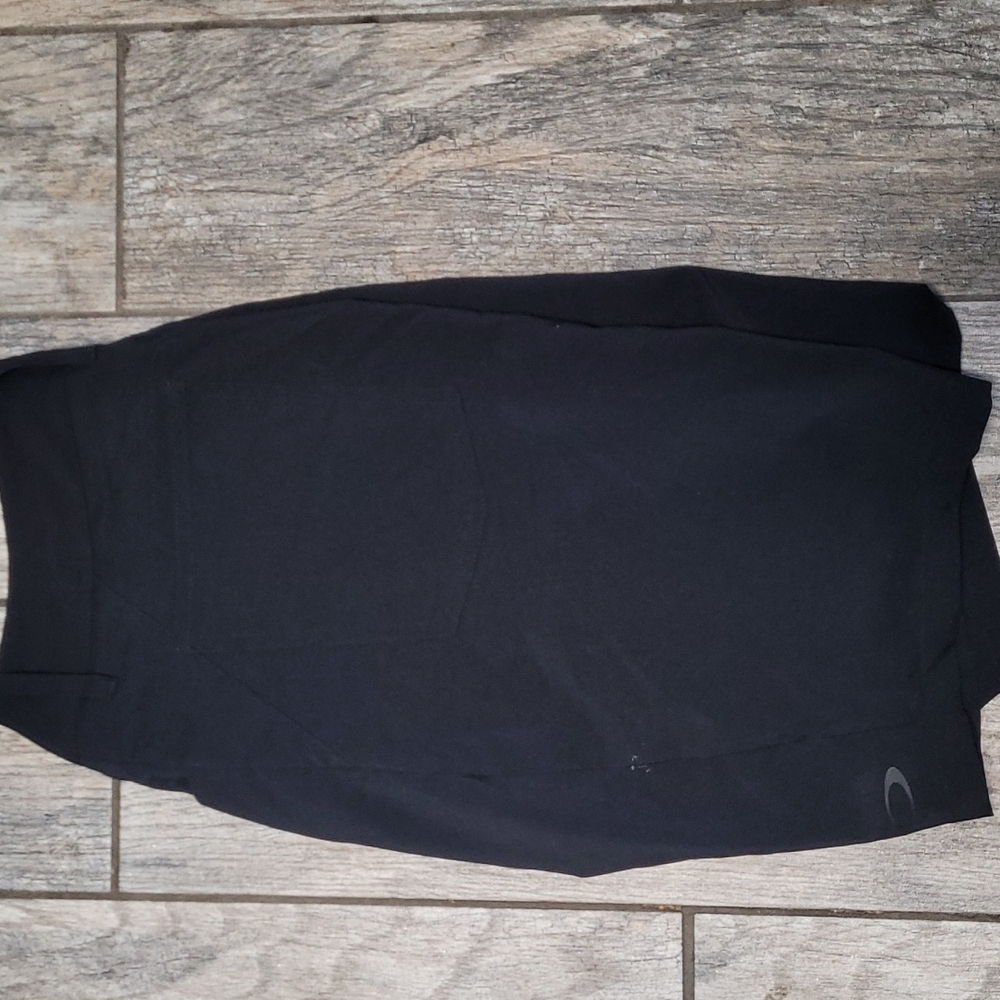 Oakley black men's shorts
